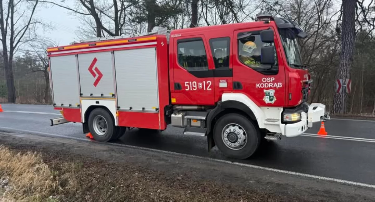 Na zdjęciu: Na miejsce wysłano strażaków z Kodręba, fot. Facebook/OSP Kodrąb