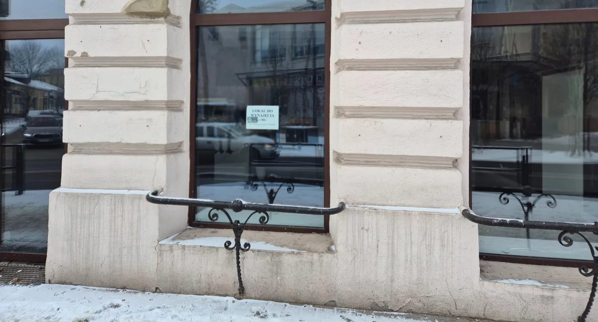 Na zdjęciu: Centrum Radomska handlowo i usługowo wymiera