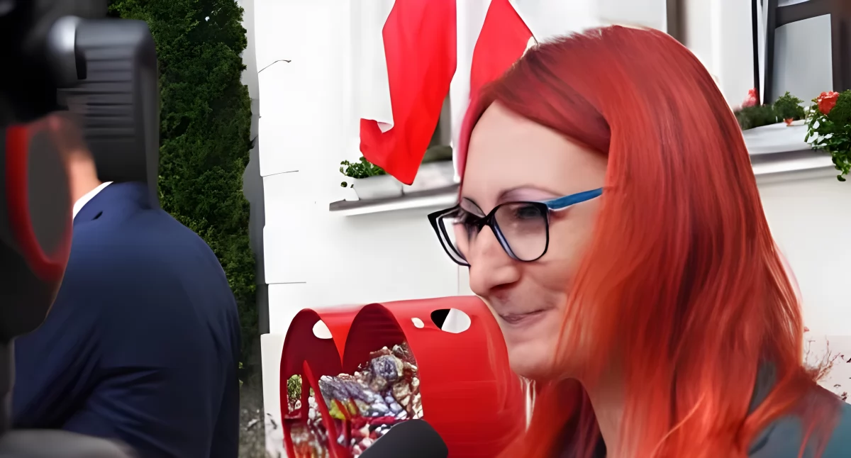 Na zdjęciu: Anna Wędzonka nie kryje satysfakcji  z wyroku sądu