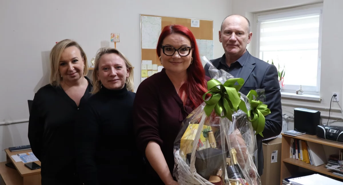 Na zdjęciu: Violetta Ojrzyńska nie kieruje już gidelskim GOK-iem, fot. Facebook/UG Gidle