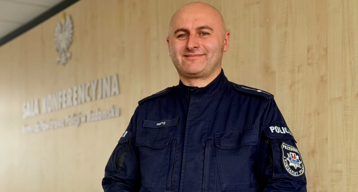 Na zdjęciu: Młodszy aspirant Marcin Bernacki, fot. KPP Radomsko