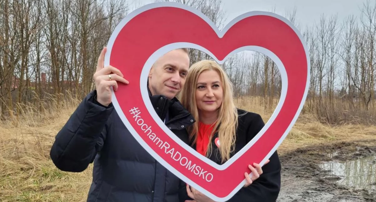 Na zdjęciu Cezary Tomczyk i Magdalena Spólnicka, Radomsko, luty 2024