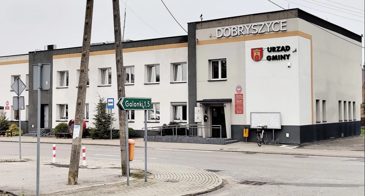 Na zdjęciu: Policjanci skierowali do sądu wniosek o ukaranej radnej z Dobryszyc