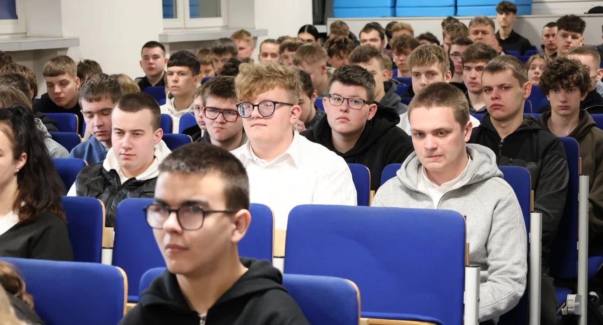 Na zdjęciu: Konferencja w Drzewniaku, fot. Facebook/Radomsko Miasto Otwarte/Powiat Radomszczański