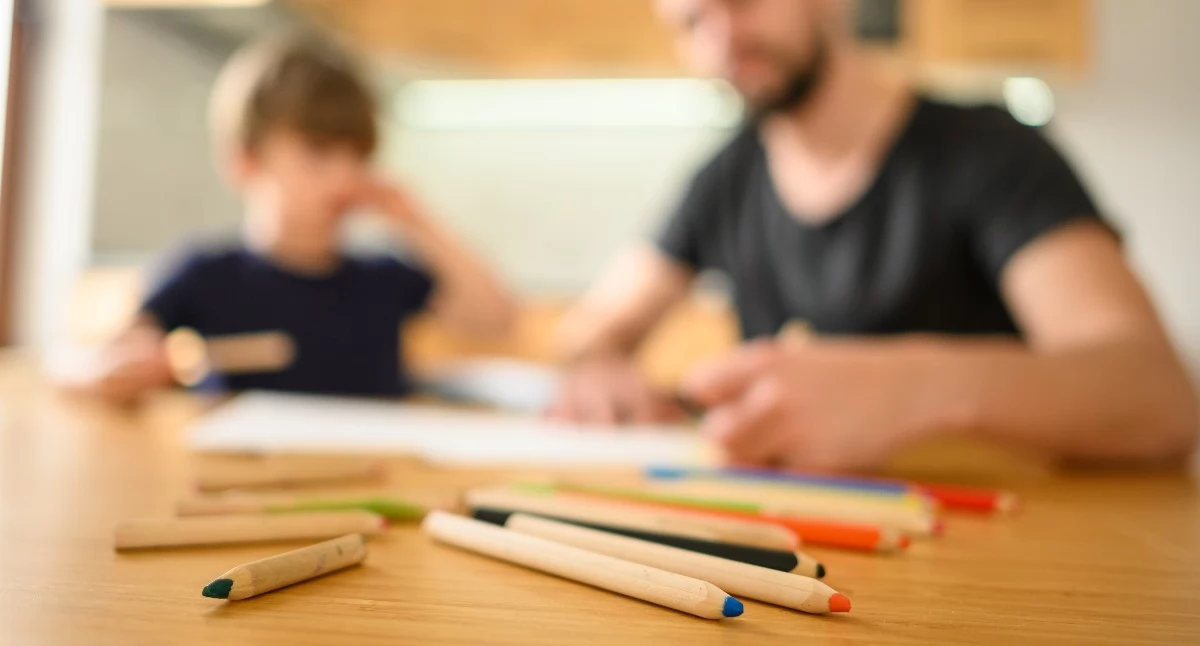 Na zdjęciu: Nauczyciel: - Wykluczenie edukacyjne to fakt, fot. Freepik.com/Ilustracyjne