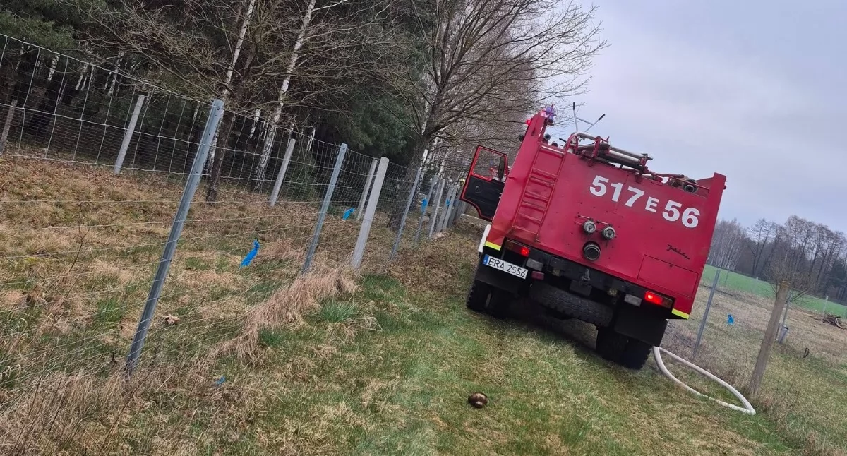 Na zdjęciu: Pożar gasiły trzy jednostki, fot. Facebook/OSP Brudzice