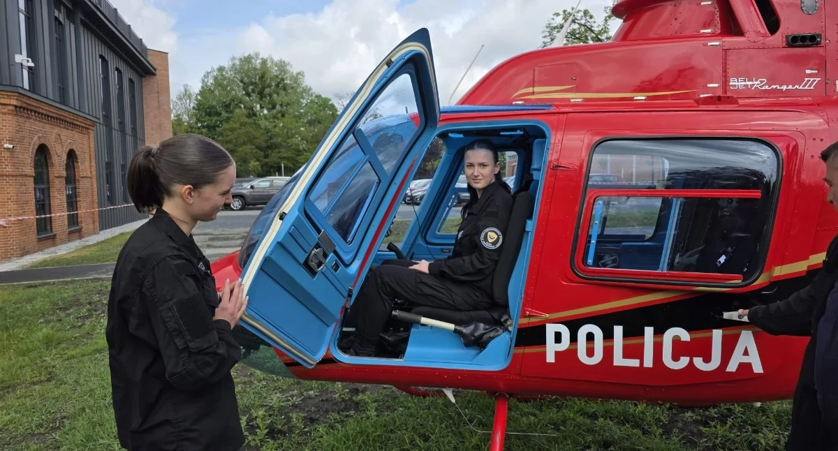 Na zdjęciu; Mogli wszystko obejrzeć od środka, fot. Facebook/KPP Radomsko