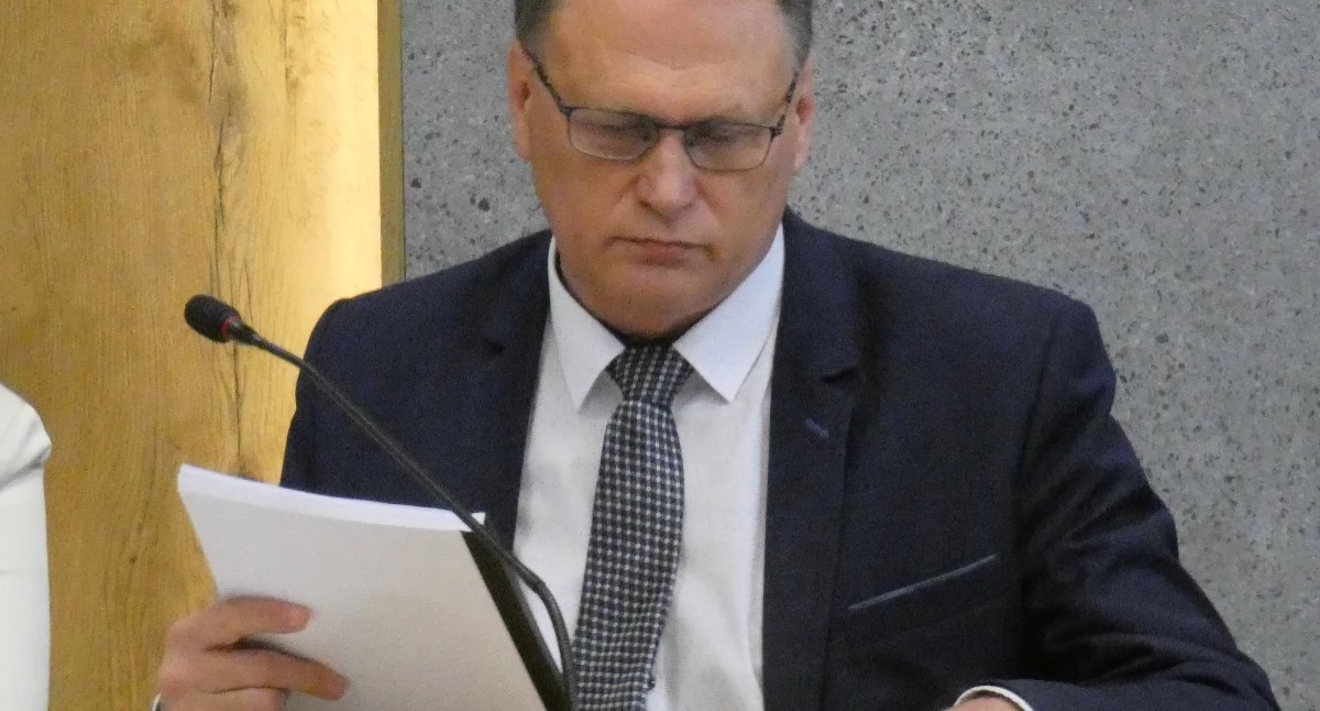 Na zdjęciu: Radomszczanin pyta prezydenta miasta