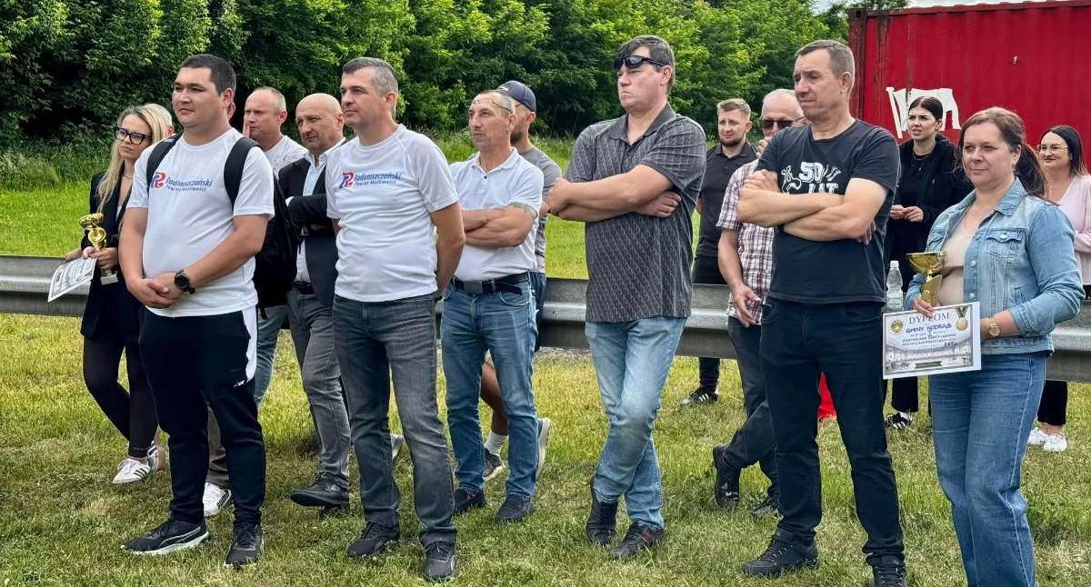 Na zdjęciu: Liczyło się celne oko, fot. Facebook/Powiat Radomszczański