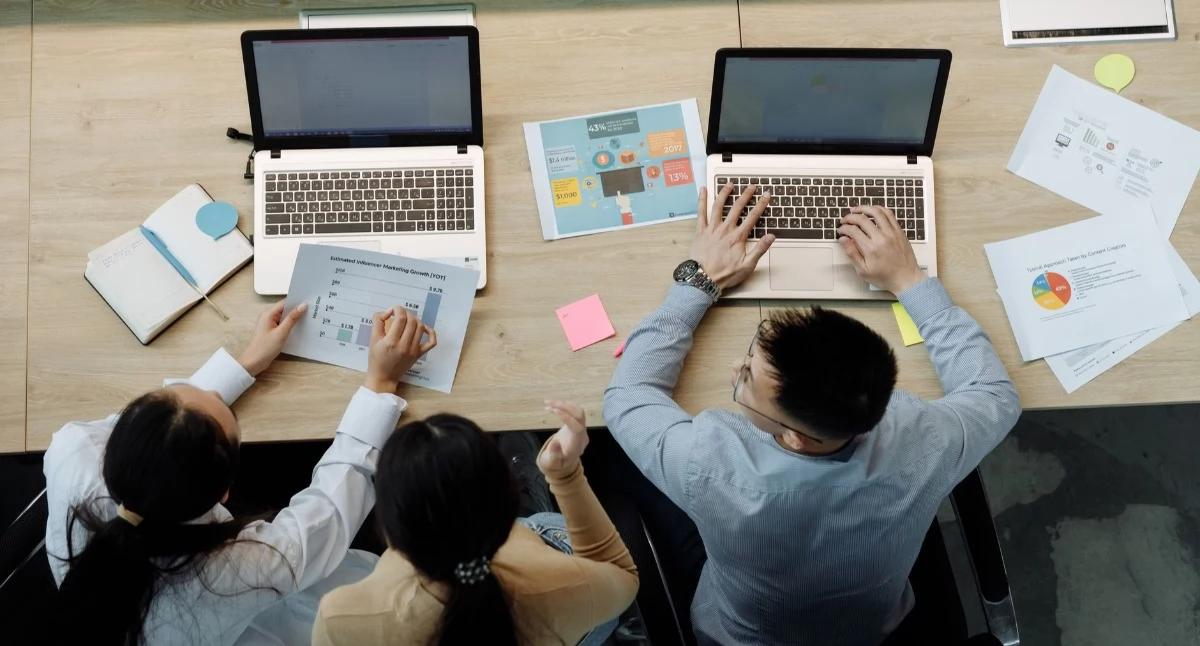 Przedsiębiorcy, zaplanować proces wdrożenia systemu wykorzystać możliwości Microsoft Dynamics Business Central firmie - zdjęcie, fotografia