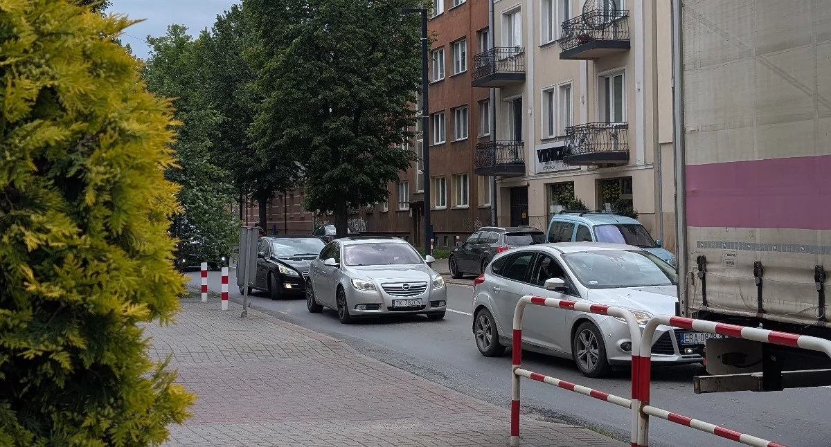 Na zdjęciu: Nasi rozmówcy mówią  zgodnie, kierowcy w Radomsku luźno traktują przepisy