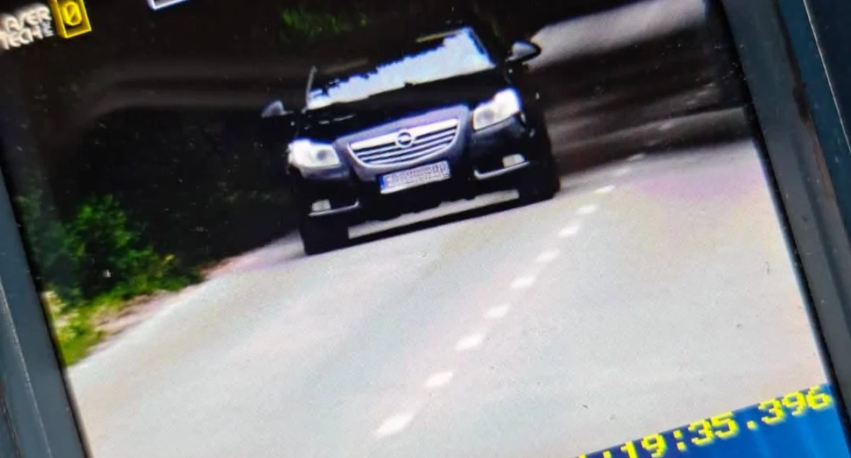 Kryminalne, latek prawa jazdy pędził kilometrów godzinę przez Strzałków Stanie przed sądem - zdjęcie, fotografia