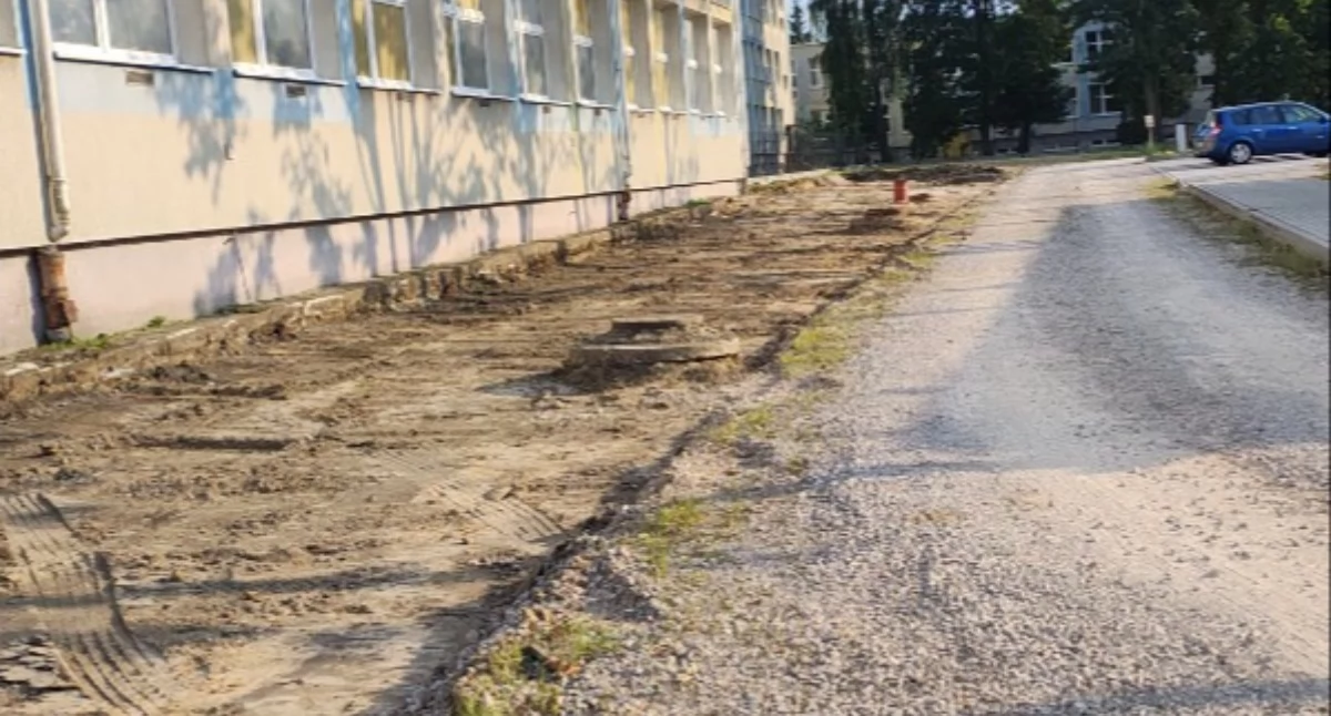 Na zdjęciu: Teraz powstaje tak łącznik, fot. Czytelnik 
