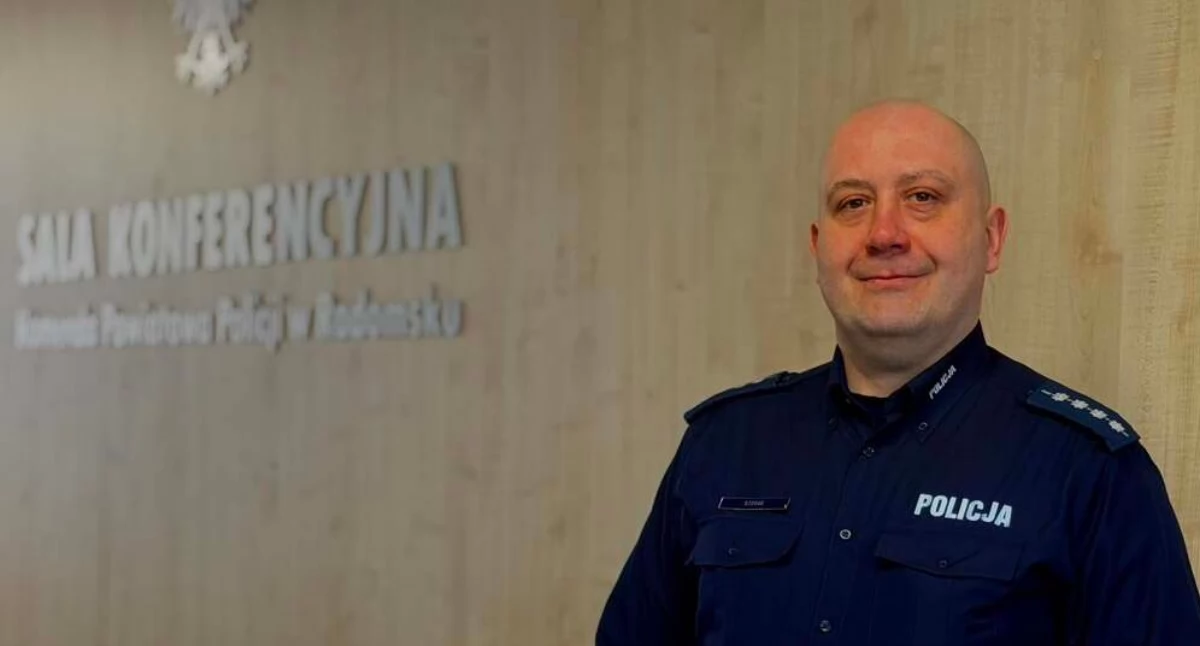 Na zdjęciu dzielnicowy Daniel Dawid