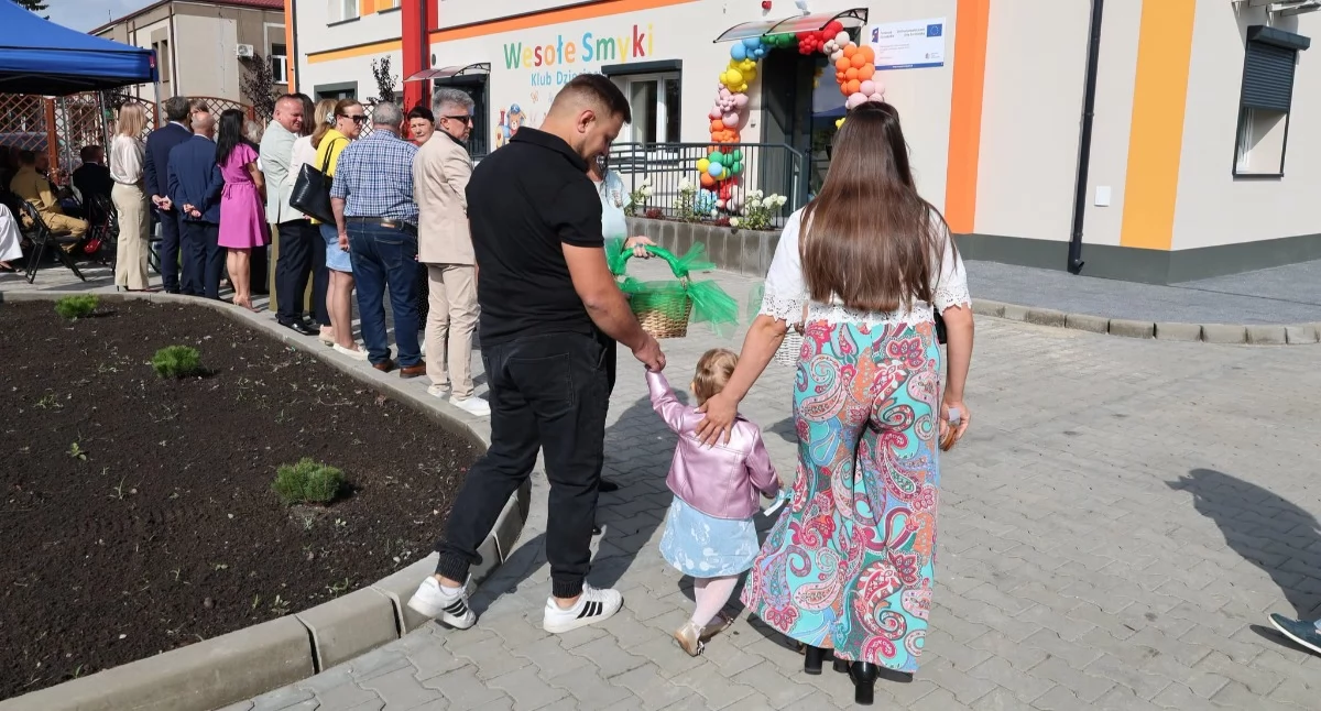 Na zdjęciu: Nowa placówka została oficjalnie i uroczyście otwarta, fot. Facebook/Powiat Radomszczański