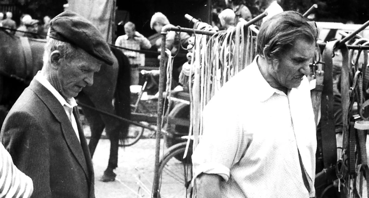 Na zdjęciu: Targ w Radomsku, rok 1988