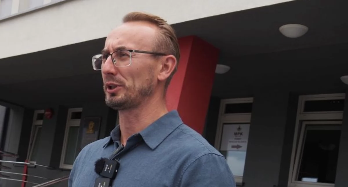 Na zdjęciu: Radny Michał Spólnicki na wyższe podatki się nie zgadza