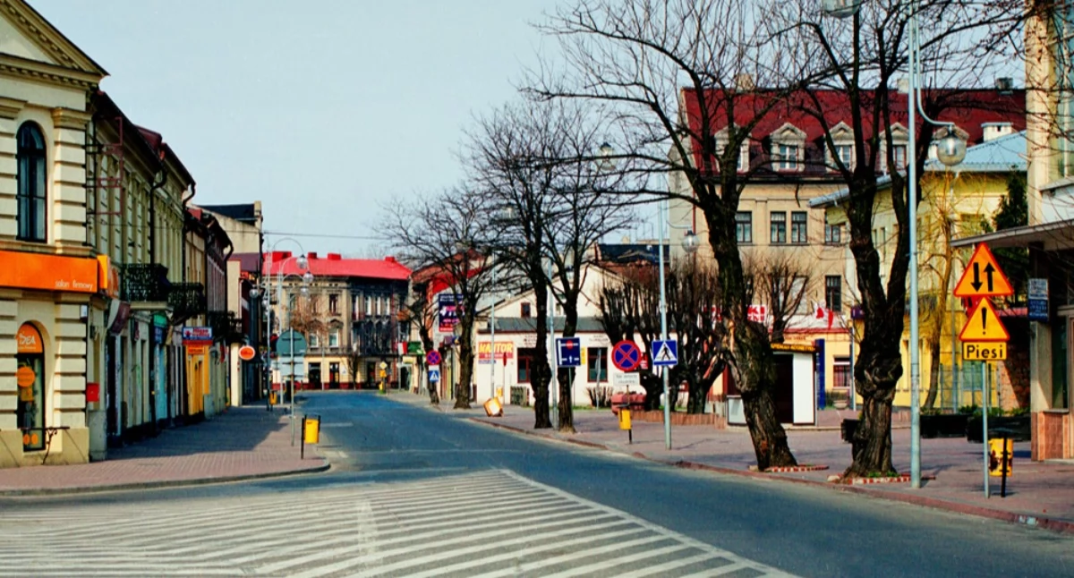 Na zdjęciu: Ulica Reymonta, rok 2005