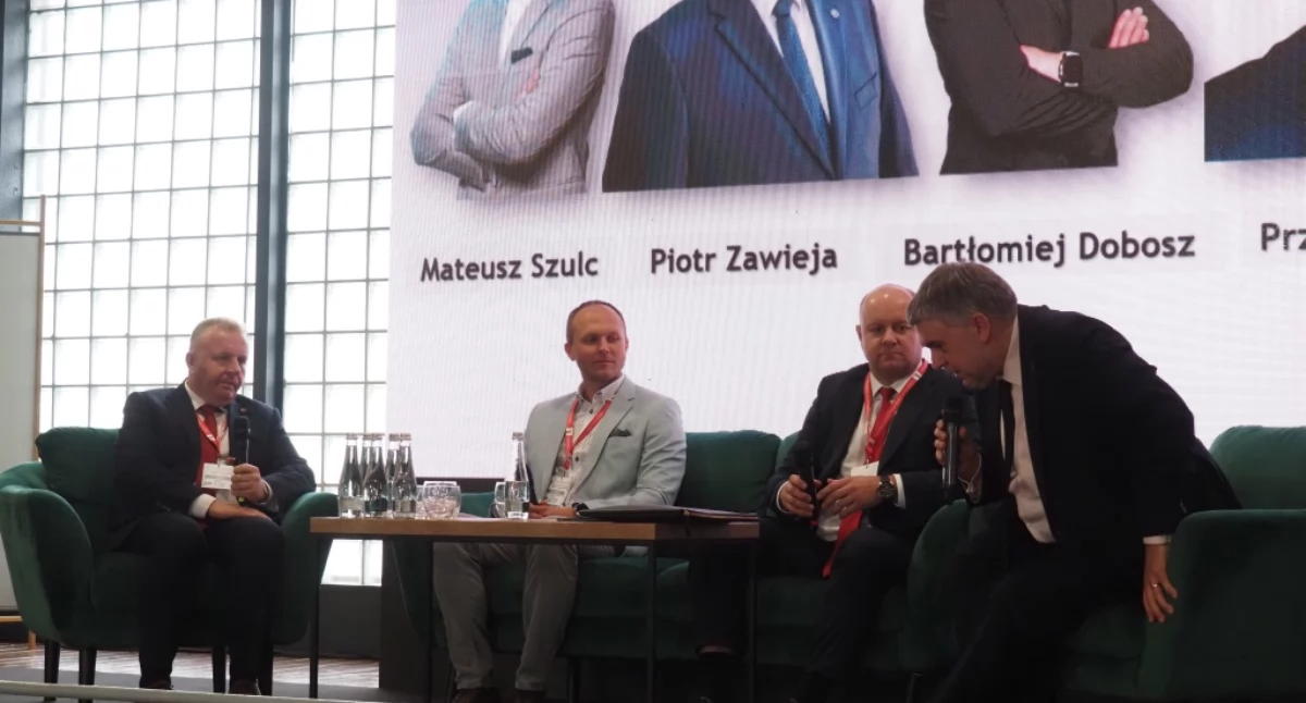 Na zdjęciu: Uczestnicy dyskusji