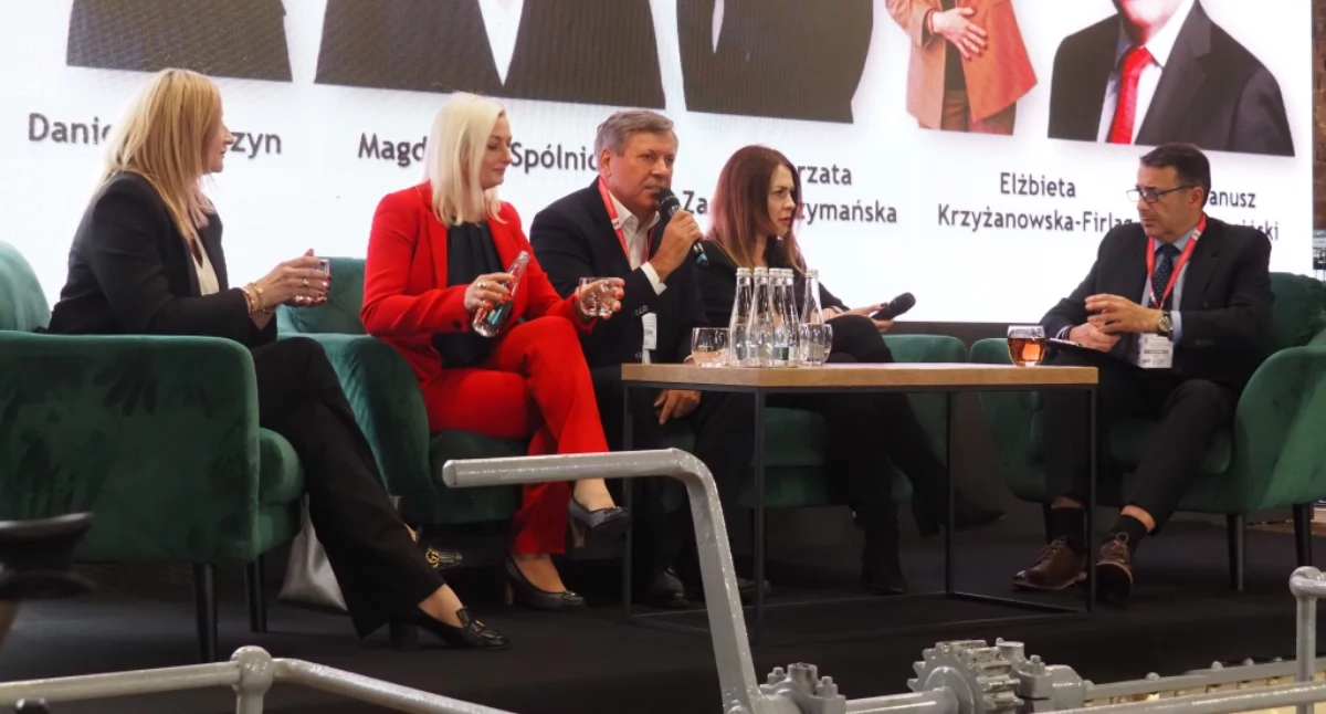Na zdjęciu: Uczestnicy drugiego panelu