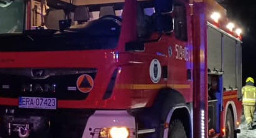 Na zdj. wóz strażacki  jednostki OSP KSRG Kamieńsk. Fot. OSP KSRG Kamieńsk