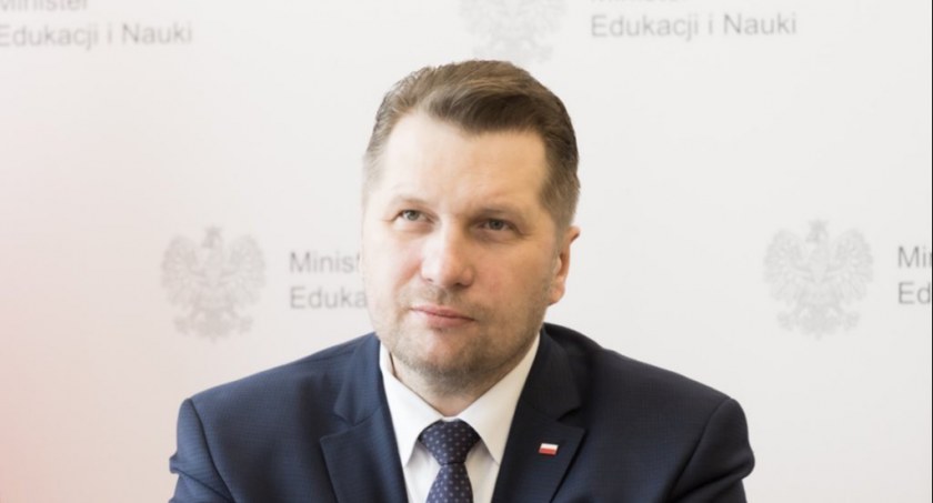 Minister Czarnek przedstawił trzy scenariusze. Fot. gov.pl