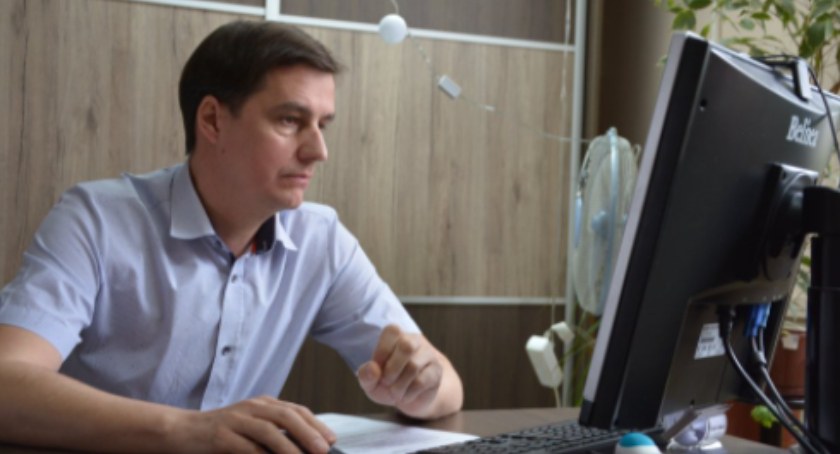 Zdj. Starostwo Powiatowe/ naczelnik wydziału zarządzania drogami Aleksander Broszkowski