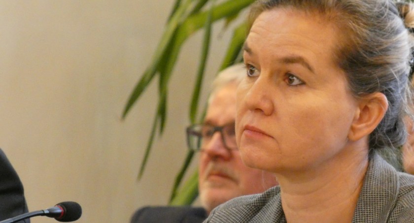 Na zdjęciu Małgorzata Lewandowska, która po zmianie miejsko-powiatowej koalicji została wicestarostą