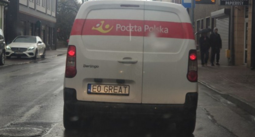 Na zdjęciu auto sfotografowane przez naszego Czytelnika na ulicy Reymonta