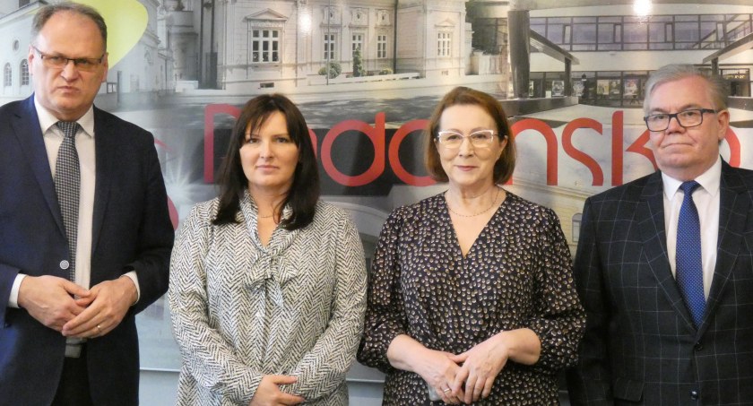 Na zdjęciu od lewej: Jarosław Ferenc, Monika Andrysiak, Anna Milczanowska, Tadeusz Kubak. 