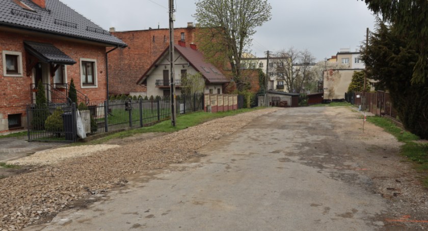 Na zdjęciu: ulica Brzozowa w trakcie prowadzonych przez miasto prac. Fot. UM Radomsko. 
