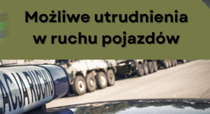 Na zdjęciu: plansza z komunikatem o utrudnieniach w ruchu. Fot. Samorząd.gov.pl