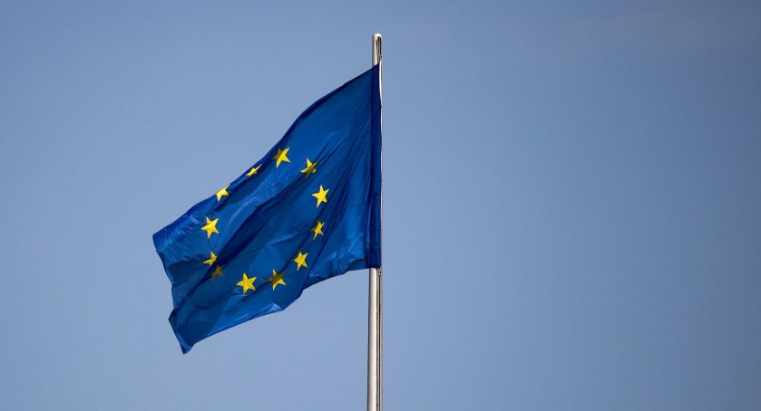 Na zdjęciu fala Unii Europejskiej - fot. Pixabay