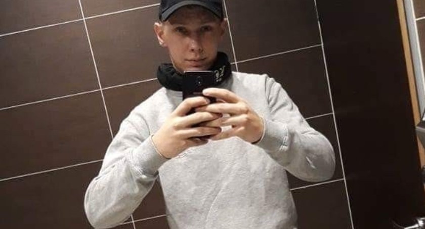 Na zdjęciu Bartłomiej Mazur, prezes klubu piłkarskiego RKS Radomsko. Fot. profil Bartek Mazur/Facebook