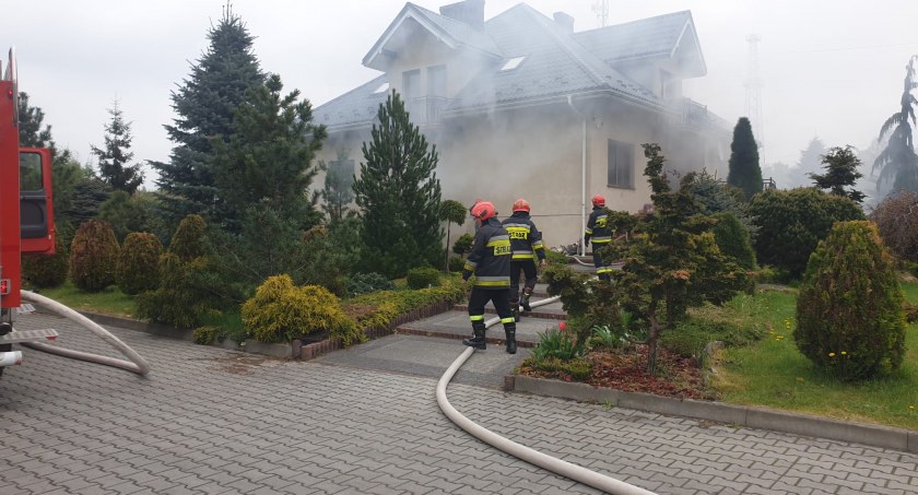 Na zdjęciu akcja gaśnicza w Gidlach - fot. KP PSP Radomsko