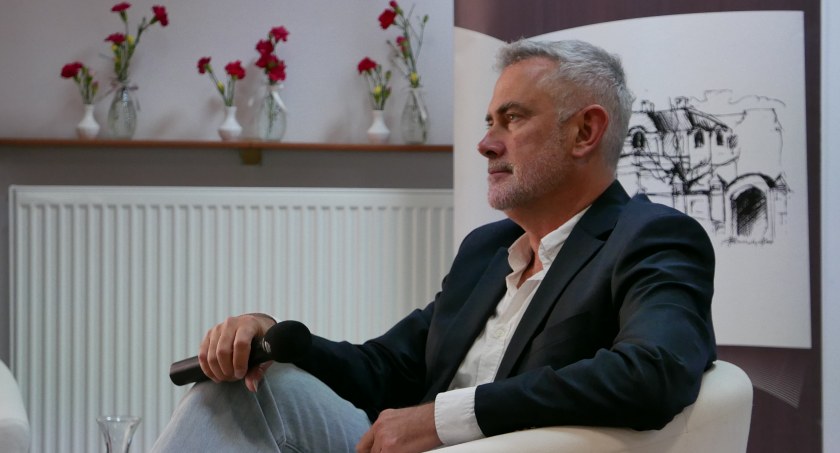 Na zdjęciu Marcin Kydryński podczas spotkania w MBP w Radomsku