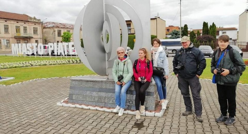 Na zdjęciu uczestnicy fotograficznej wyprawy - fot. Facebook/foto Pozytyw