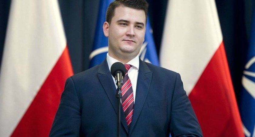 Na zdjęciu Bartłomiej Misiewicz