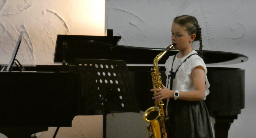 Na zdjęciach jubileuszowy koncert w Państwowej Szkole Muzycznej.