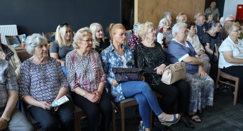 Na zdjęciu seniorzy, którzy wzięli udział w konferencji - fot. UM Radomsko