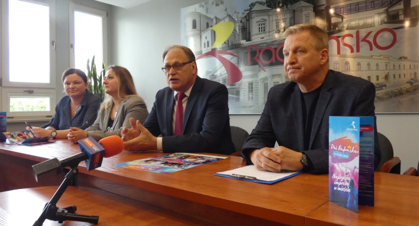 Na zdjęciu - konferencja prasowa w sprawie Dni Radomska 2022 w UM