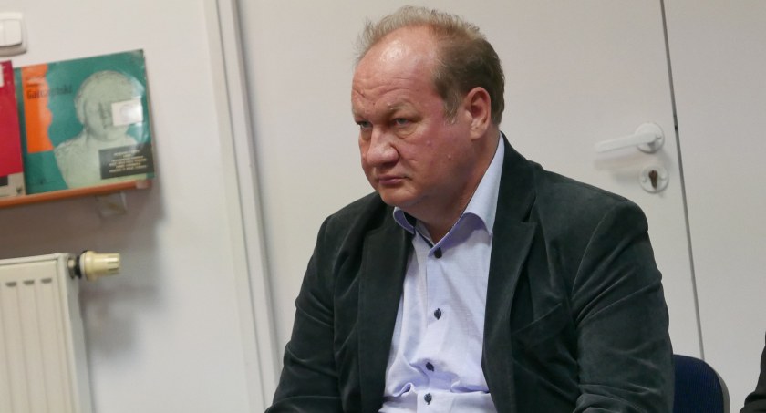 Na zdjęciu Bogdan Węgrzyński, nowy dyrektor I LO