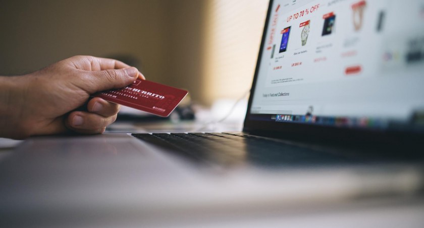 Na zdjęciu: e-commerce. Fot. StockSnap.