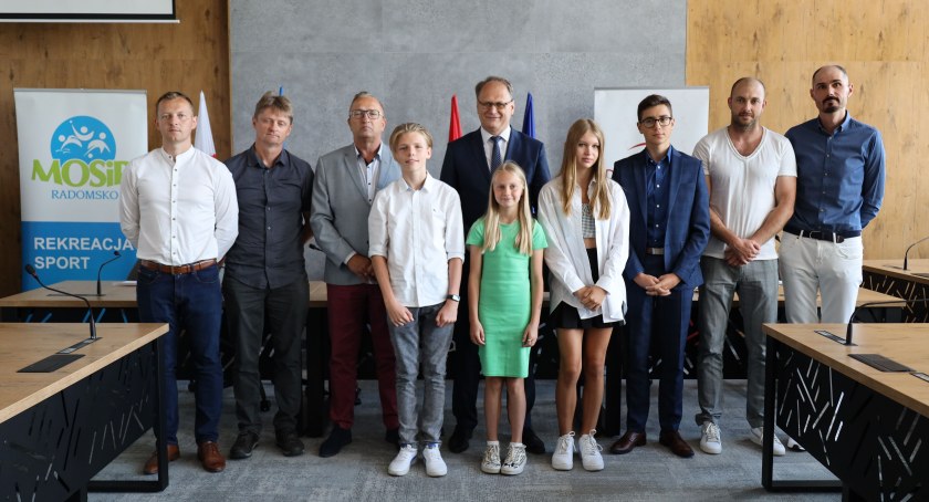 Na zdjęciu: radomszczańscy młodzi sportowcy. Fot. UM Radomsko. 