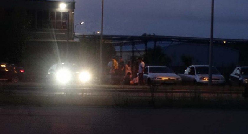 Na zdjęciu parking galerii Radomsko wieczorem