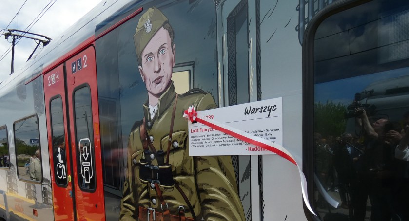 Na zdjęciu pociąg imienia Stanisława Sojczyńskiego Warszyca