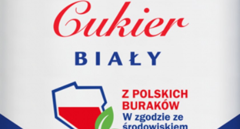 Na zdjęciu: opakowanie z białym cukrem. 