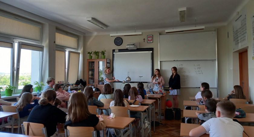 Na zdjęciu zajęcia w I LO im. Feliksa Fabianiego w Radomsku - fot. Facebook/I LO