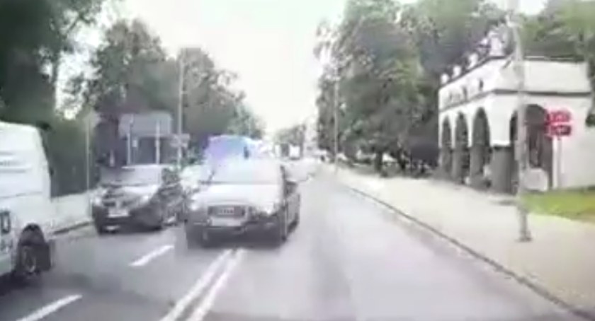 Zdjęcie: zrzut ekranu z filmu/Radomszczańscy mistrzowie kierownicy/Karol/Facebook.