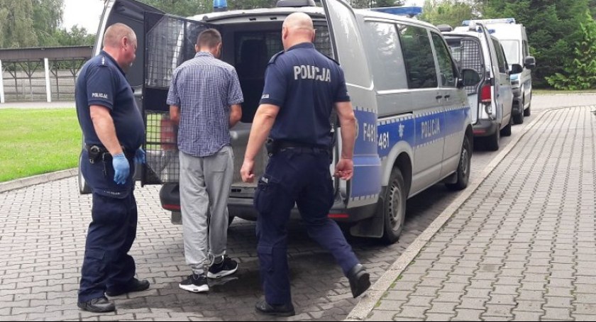 Na zdjęciu 45-latek oskarżony o zabójstwo 42-latki - fot. KPP Radomsko